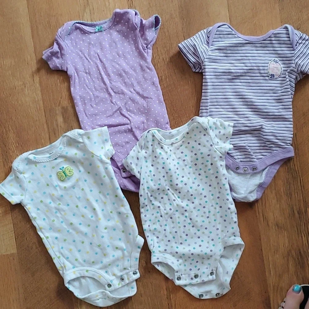 Carters carter onesies